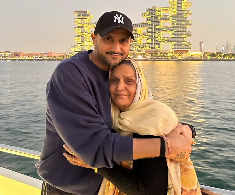 Harbhajan Singh with his Mother